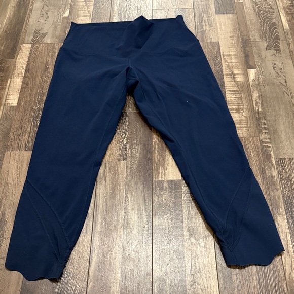 lululemon athletica Pants - Lululemon Chic Navy Cropped Leggings